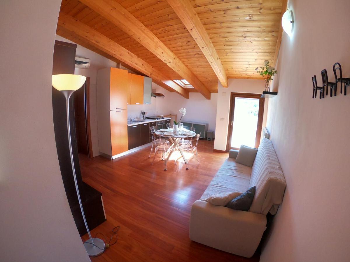 شقة Attico Petfriendly Con Terrazzo, Via Del Borgo Montesilvano Marina المظهر الخارجي الصورة