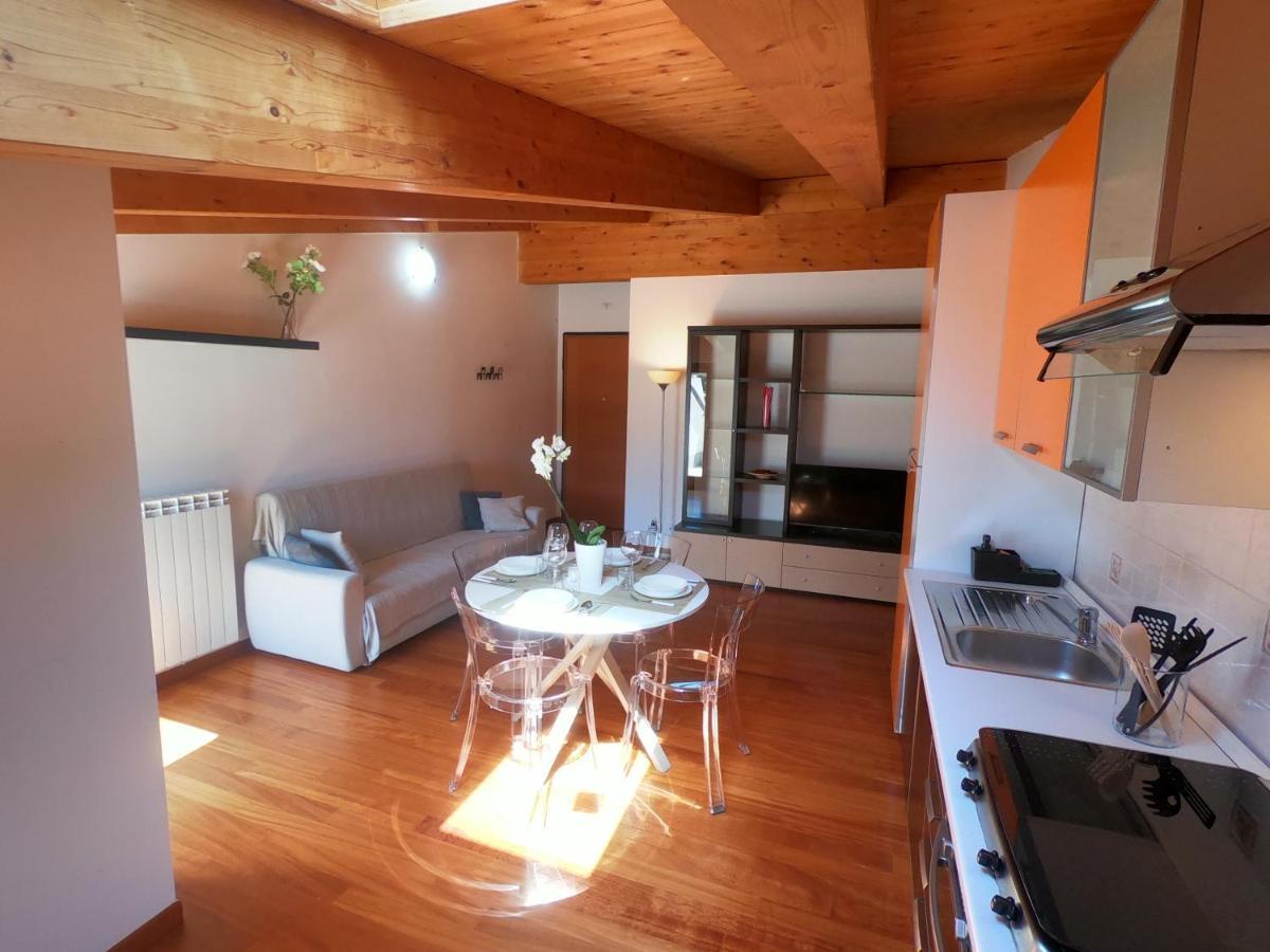 شقة Attico Petfriendly Con Terrazzo, Via Del Borgo Montesilvano Marina المظهر الخارجي الصورة