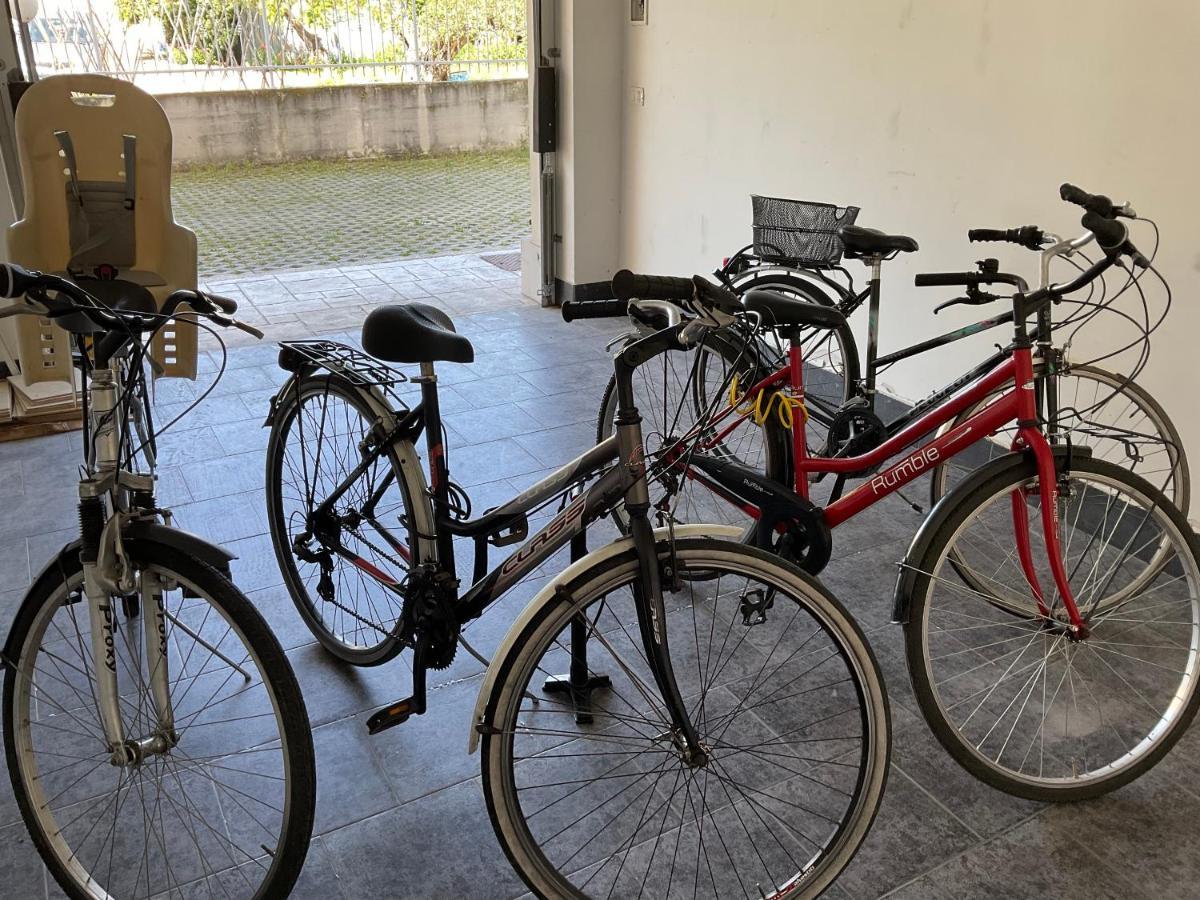 شقة Attico Petfriendly Con Terrazzo, Via Del Borgo Montesilvano Marina المظهر الخارجي الصورة
